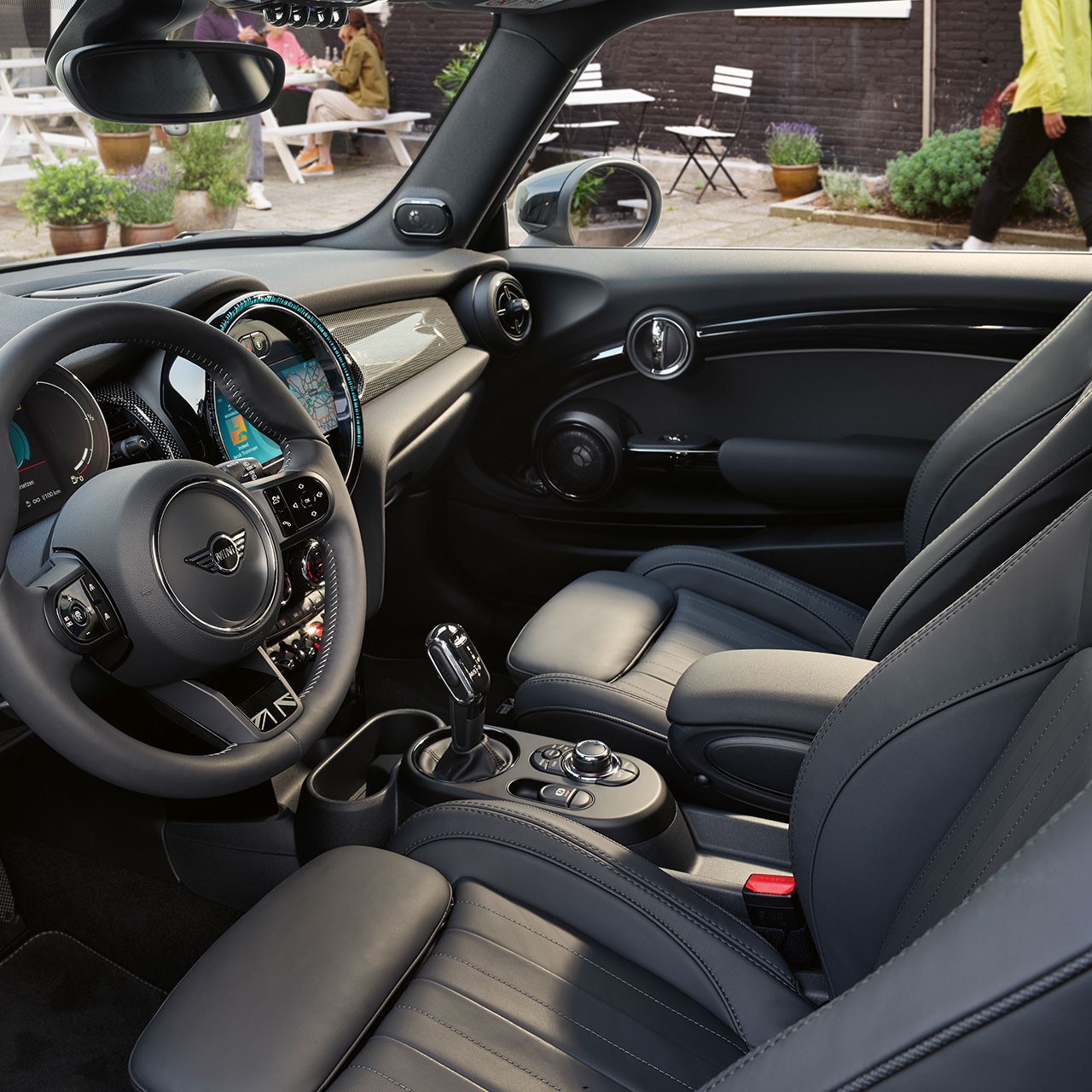 MINI 5 врати – интериор – 360° изглед